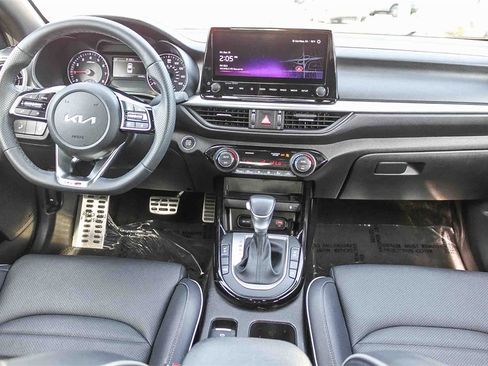 Used 2023 Kia Forte GT-Line w/ GT-Line Premium Package image 16