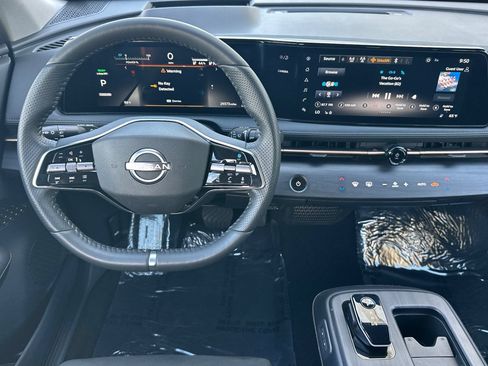 Certified 2023 Nissan Ariya FWD image 16