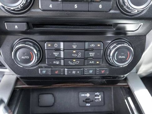 Used 2015 Ford F150 Lariat AWD/4WD image 18