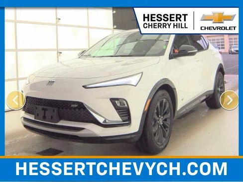 Used 2025 Buick Envista Sport Touring w/ Convenience I Package image 1