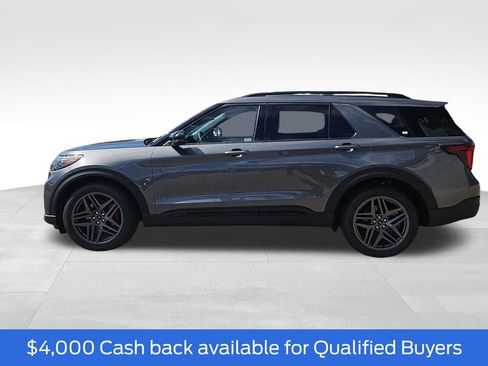 New 2026 Ford Explorer ST w/ Sun And Sound Package image 6