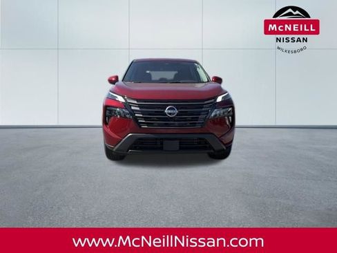 New 2026 Nissan Rogue SV AWD/4WD image 2