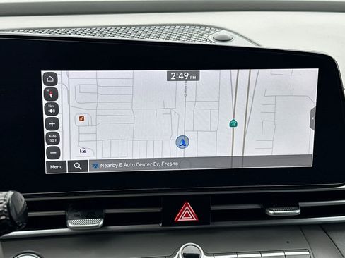 Used 2023 Hyundai Elantra SEL w/ Convenience Package image 19