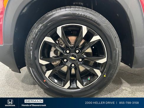 Used 2021 Chevrolet TrailBlazer LT w/ Convenience Package FWD image 13