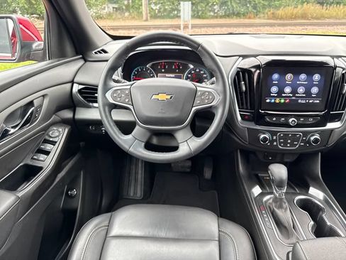 Used 2023 Chevrolet Traverse LT AWD/4WD image 13