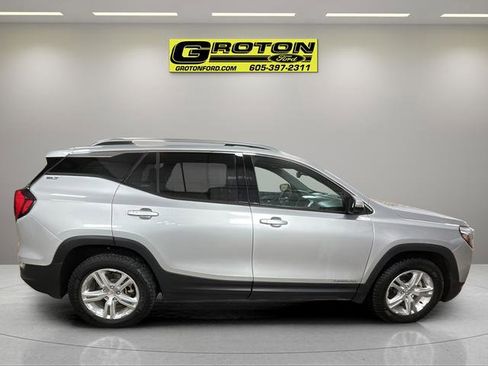 Used 2020 GMC Terrain SLT w/ Preferred Package image 6