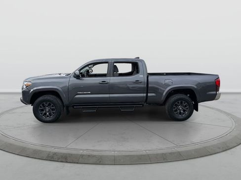 Used 2020 Toyota Tacoma SR5 image 4