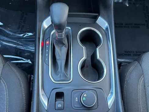 Used 2021 Chevrolet Traverse LS image 29