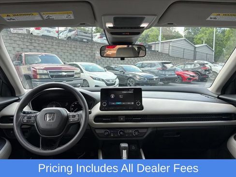 Used 2025 Honda HR-V LX image 8