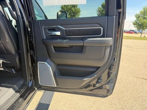 New 2026 RAM 3500 Laramie AWD/4WD image 16