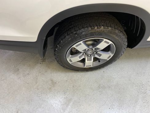 Used 2023 Honda Ridgeline RTL-E image 13
