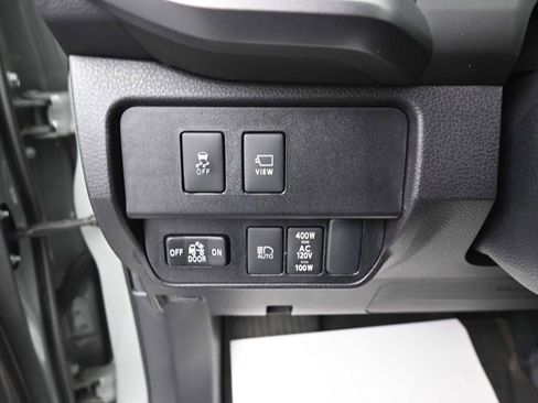 Used 2023 Toyota Tacoma TRD Off-Road image 10