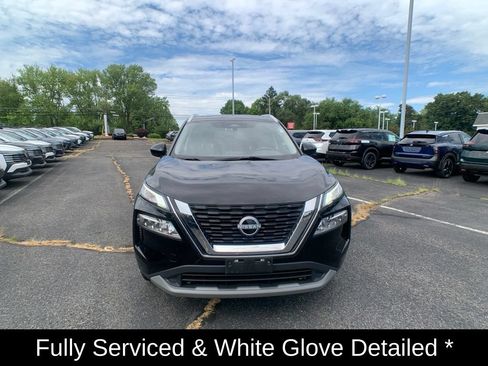 Used 2023 Nissan Rogue SV w/ SV Premium B Package AWD/4WD image 9