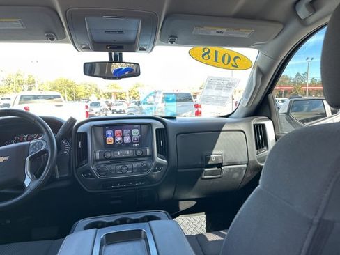 Used 2018 Chevrolet Silverado 1500 LT w/ All Star Edition image 36
