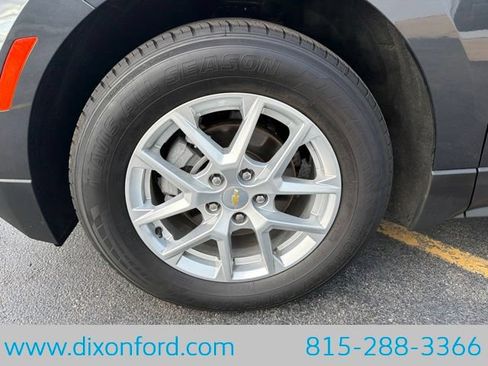 Used 2022 Chevrolet Equinox LT FWD image 29