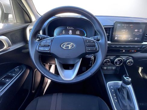 Used 2023 Hyundai Venue SEL w/ Cargo Package image 11