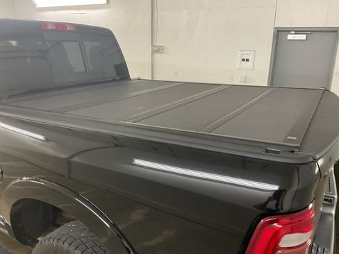 Used 2022 RAM 2500 Laramie AWD/4WD image 6