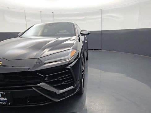 Used 2022 Lamborghini Urus AWD/4WD image 77
