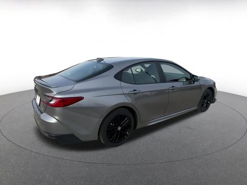 Used 2025 Toyota Camry SE image 15