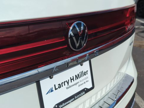 New 2026 Volkswagen Atlas SE image 24