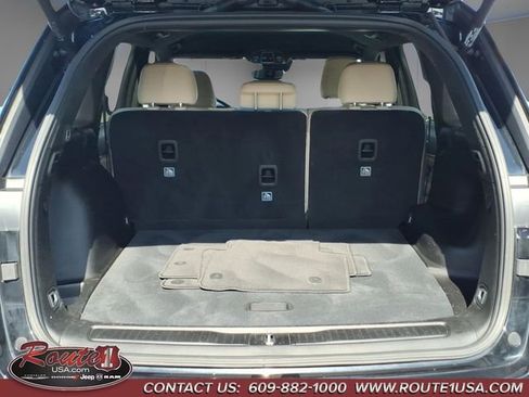 Used 2023 Jeep Grand Cherokee Limited AWD/4WD image 27
