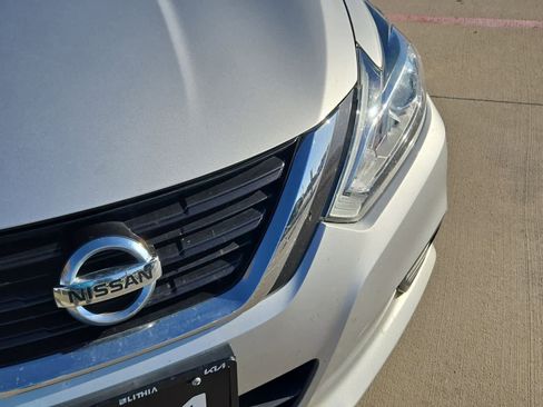 Used 2017 Nissan Altima 2.5 S w/ Power Driver Seat Package image 10