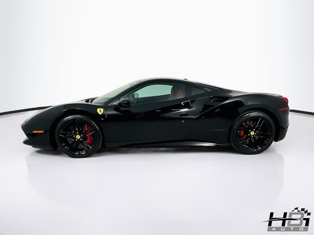 Used 2016 Ferrari 488 GTB RWD image 8