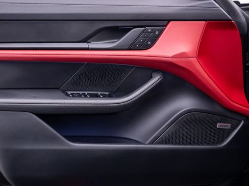 Certified 2023 Porsche Taycan Turbo AWD/4WD image 14