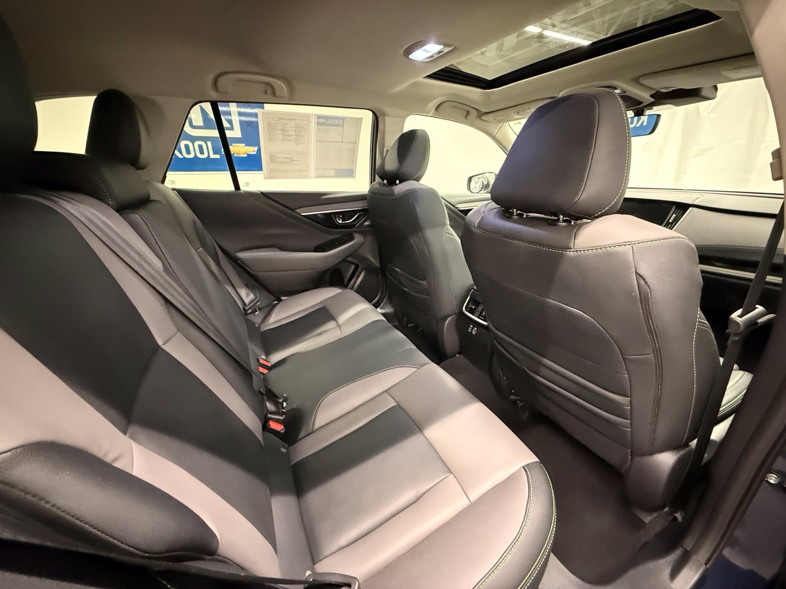 Used 2025 Subaru Outback Onyx Edition AWD/4WD image 6