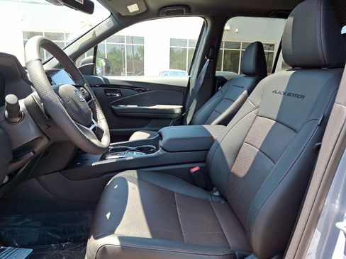 New 2026 Honda Ridgeline Black Edition image 10
