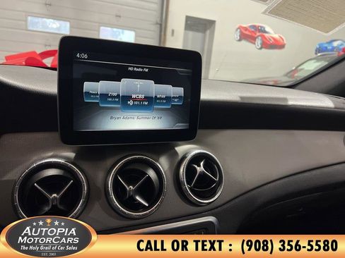 Used 2018 Mercedes-Benz CLA 250 image 21