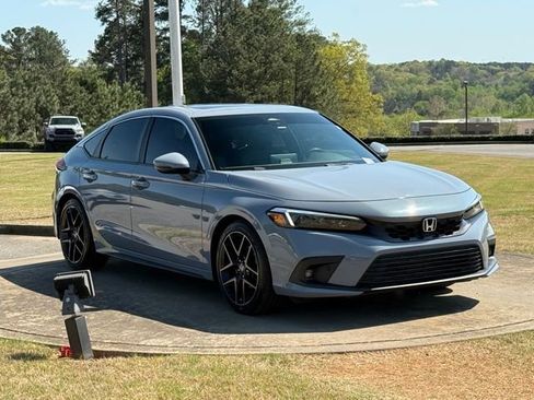 Used 2022 Honda Civic Sport Touring image 9