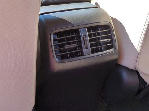 Used 2016 Honda CR-V LX image 20