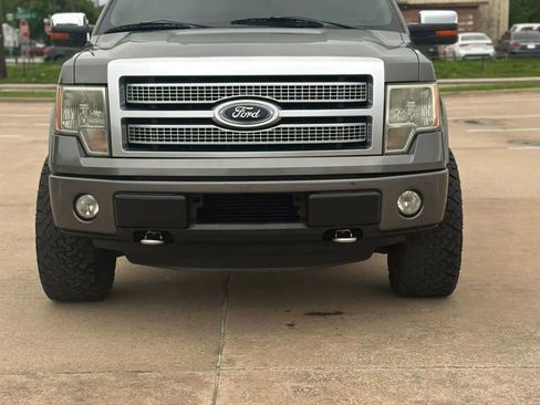 Used 2011 Ford F150 Platinum AWD/4WD image 2