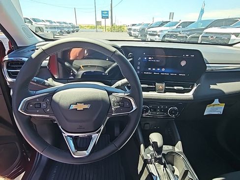 New 2025 Chevrolet TrailBlazer LT w/ Convenience Package image 16