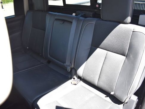 Used 2017 Nissan Titan PRO-4X AWD/4WD image 21