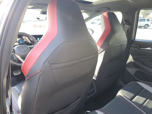 Used 2024 Volkswagen GTI SE image 27