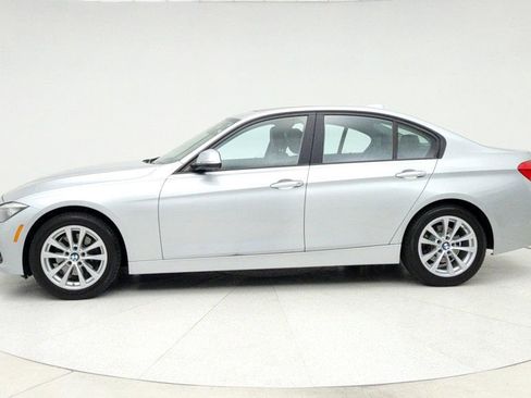 Used 2017 BMW 320i Sedan image 8
