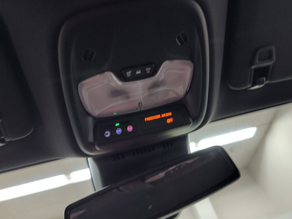 Used 2026 Chevrolet Colorado Z71 AWD/4WD image 26
