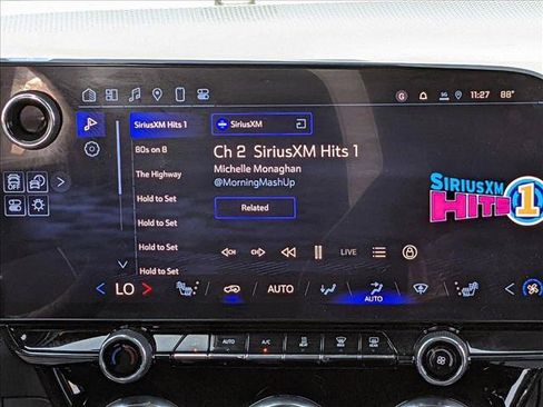 New 2025 Chevrolet Blazer EV LT AWD/4WD image 12