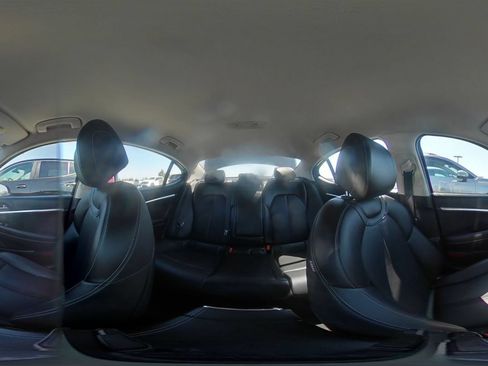 Used 2026 Genesis G70 2.5T RWD image 44