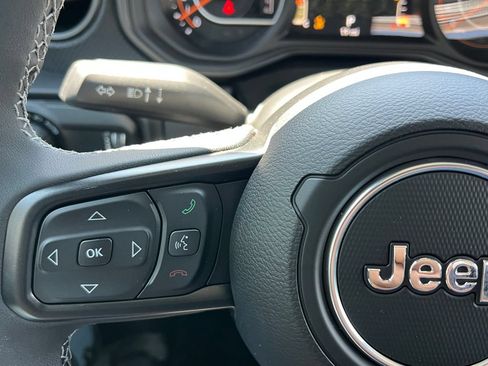 New 2026 Jeep Gladiator Rubicon AWD/4WD image 21