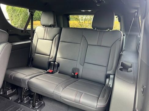 New 2026 Chevrolet Suburban RST w/ RST Capability Package AWD/4WD image 13
