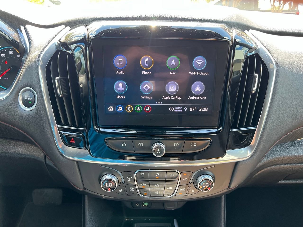 Certified 2023 Chevrolet Traverse RS FWD image 19