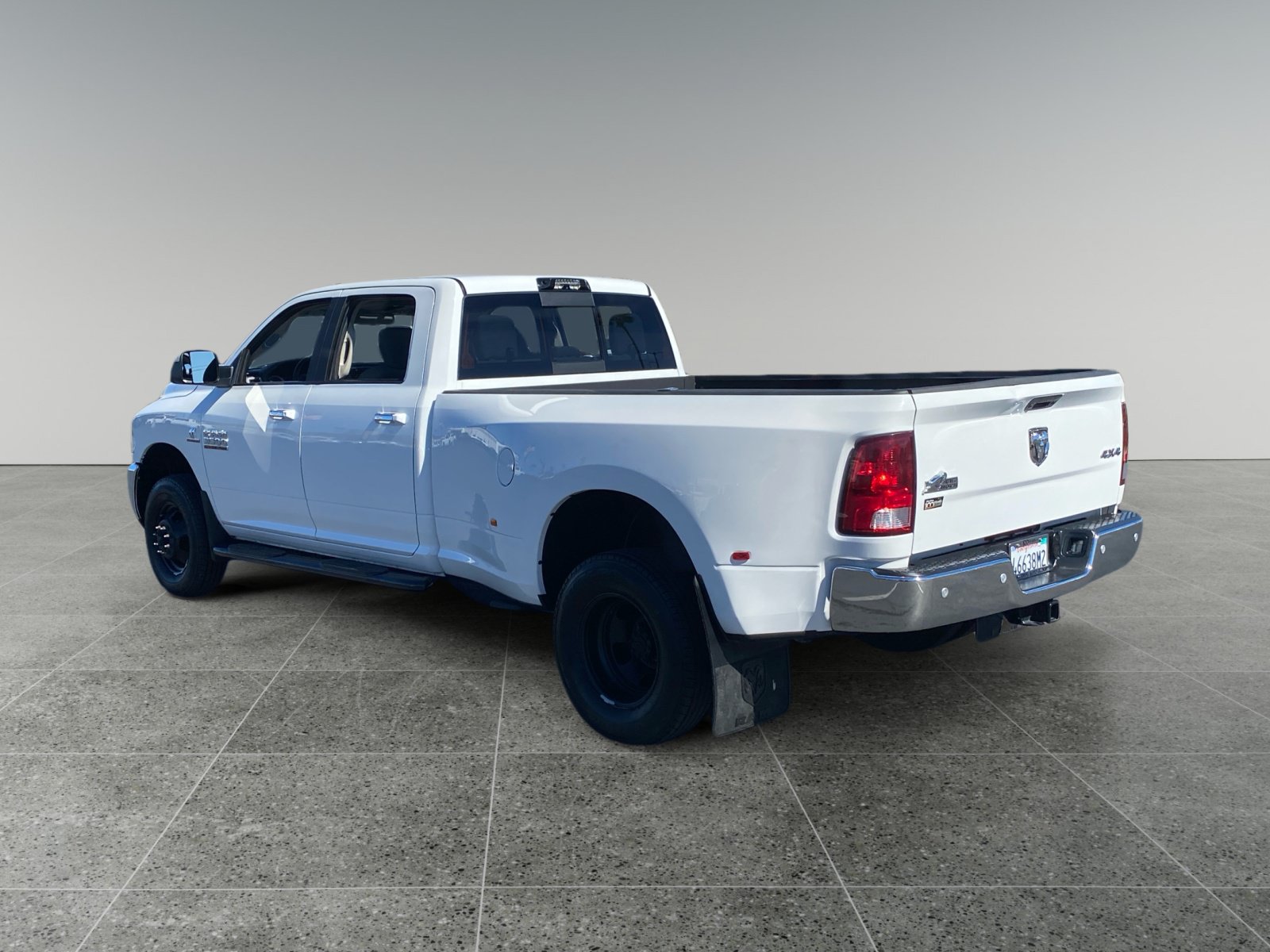 Used 2018 RAM 3500 Big Horn w/ Max Tow Package AWD/4WD image 3