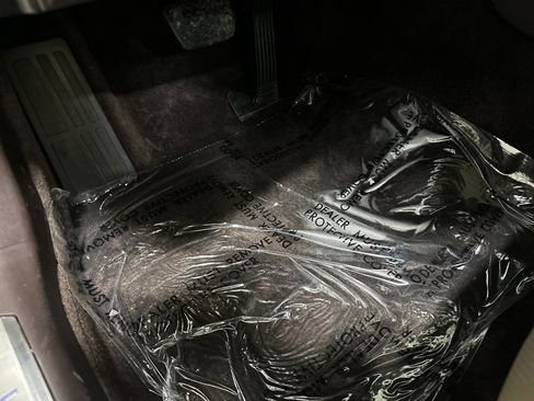 Used 2019 Lexus LS 500 AWD image 17