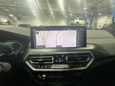 Used 2022 BMW X3 sDrive30i w/ M Sport Package 2 RWD image 24