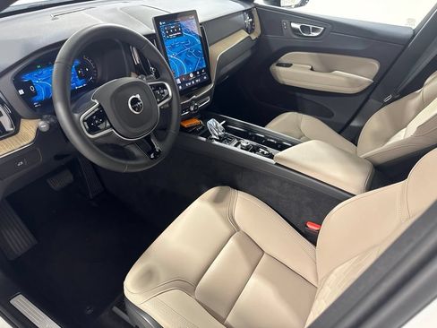 Certified 2026 Volvo XC60 B5 Plus AWD/4WD image 18