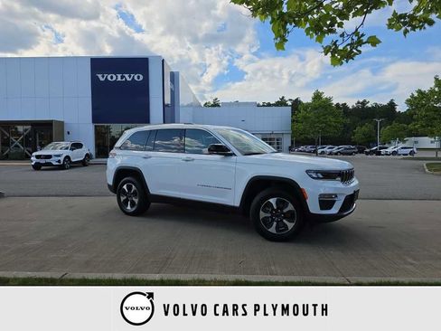 Used 2023 Jeep Grand Cherokee 4WD 4xe image 1