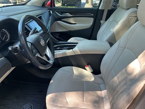 Used 2024 Buick Enclave Essence w/ Experience Buick Package FWD image 10
